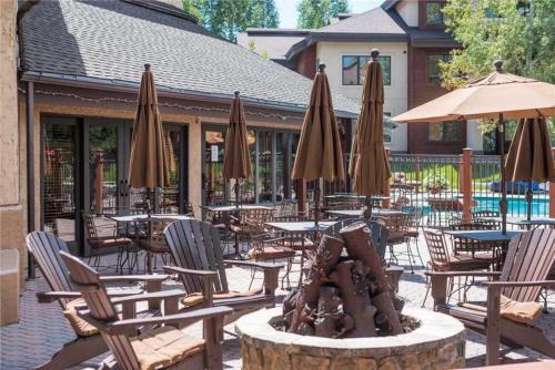 2108 Timberline Lodge, Trappeur's Crossing