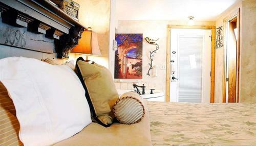 Prairieside Suites Luxury Bed & Breakfast
