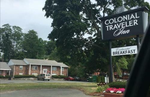 Hotel Colonial Traveler Inn