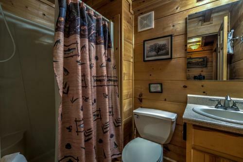 Hidden Pond Cabin