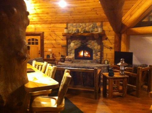 Rustic Cabin Rental