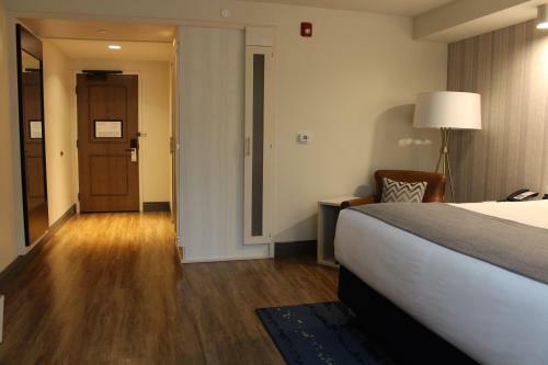 Tiverton Casino Hotel