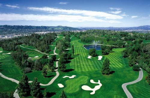 Hotel Pacific Palms Resort And Golf Club