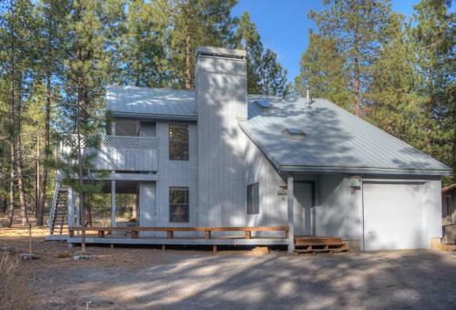 Deer Lane 11 By Village Properties At Sunriver