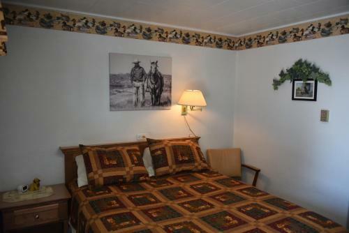 Royals Inn Motel
