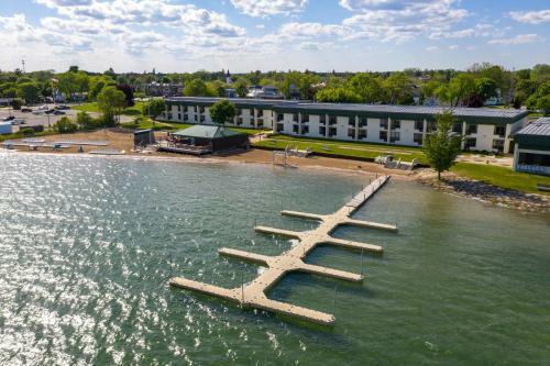 Hotel Tawas Bay Beach Resort