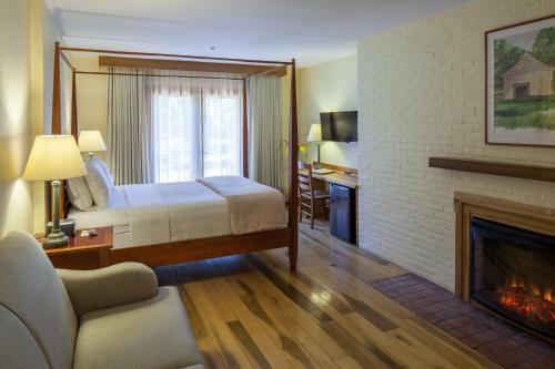 Hotel New Harmony Inn Resort And Conference Center
