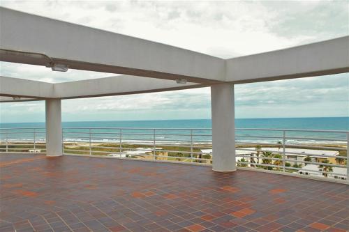 Apartamento Penthouse At Sunchase IV Condo