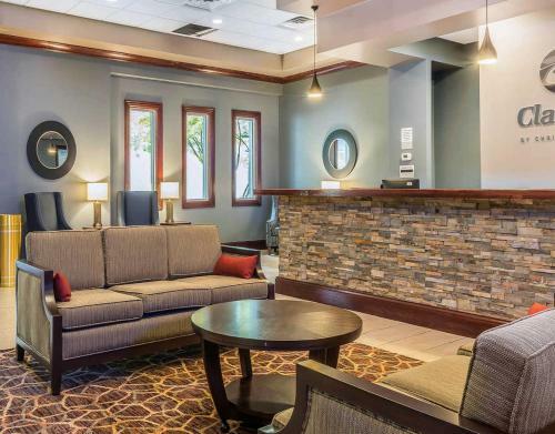 Hotel Clarion Inn Belle Vernon