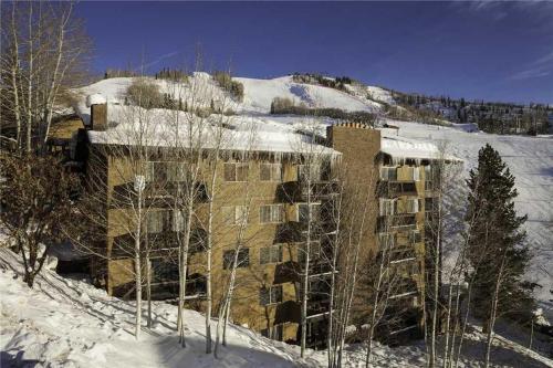 Storm Meadows East Slopeside - Se040
