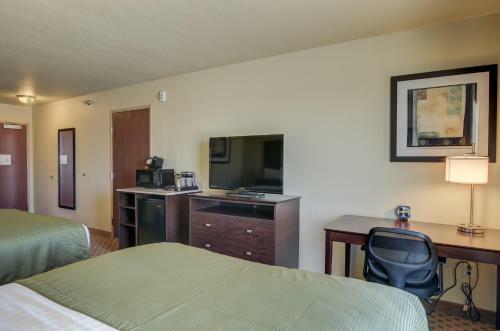 Hotel Cobblestone Inn & Suites - Oberlin