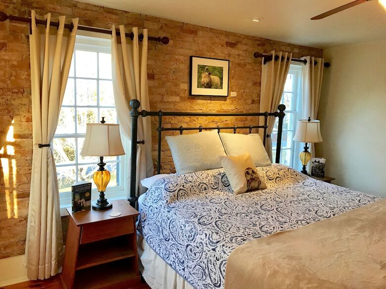 Bed & Breakfast The Homestead At Catskill Animal Sanctuary