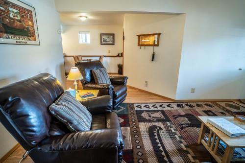Bears Den B&B And Lodging
