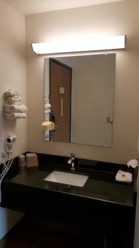 Hotel Motel 6 Saukville