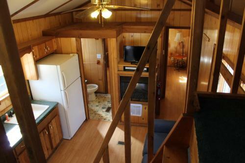 Motel Basswood Resort
