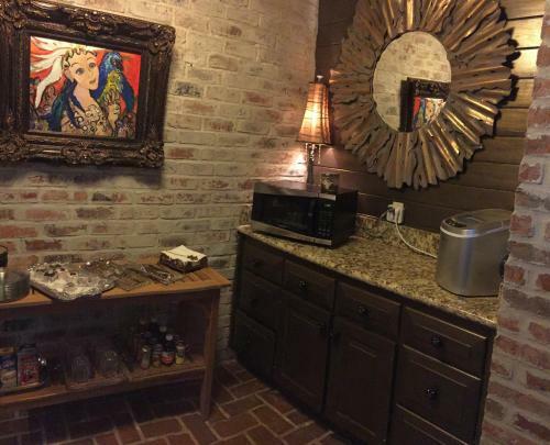 Bed & Breakfast Louisiana Cajun Mansion
