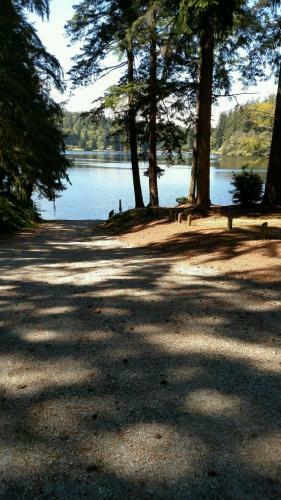 248 - Goss Lake Chalet