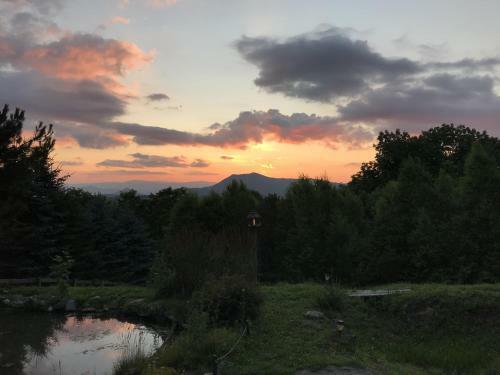 Glade Mountain Top Retreat Cabin