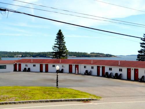 Redclyffe Shore Motor Inn