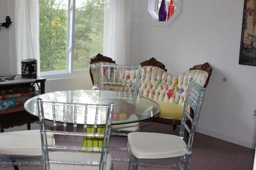 Apartamento Highland Hideaway - Petite Pearl Room