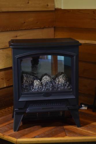 Exit Glacier Lodge