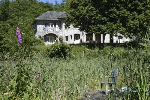 Bed & Breakfast Lucky Mud Inn And Disc Golf Resort