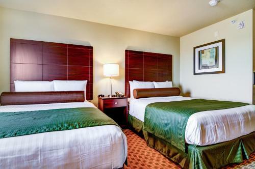 Hotel Castle Rock Inn & Suites - Quinter
