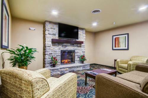 Hotel Castle Rock Inn & Suites - Quinter