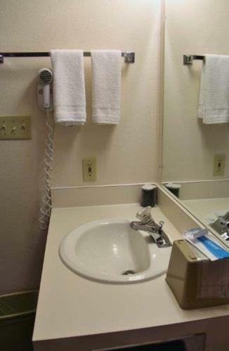 Hotel Colstrip Inn & Suites