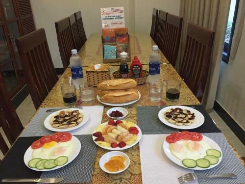 Bed & Breakfast Hue Homestay Riverside