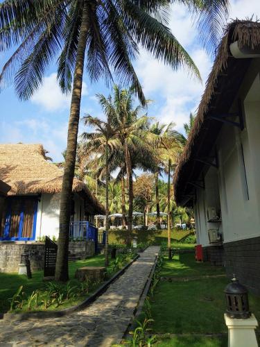 Hotel L'azure Resort And Spa