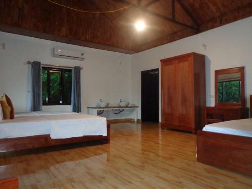 Hotel Mai Chau Sunrise Village
