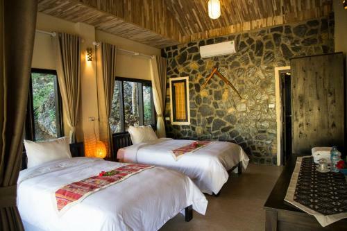 Hotel Mai Chau Sunrise Village