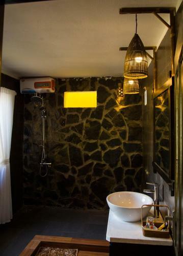 Hotel Mai Chau Sunrise Village