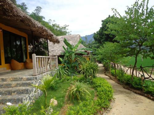 Hotel Mai Chau Sunrise Village