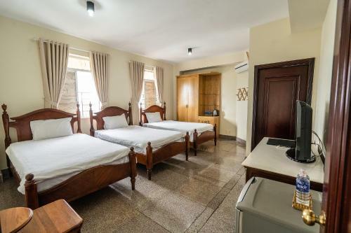 Duc Long Gia Lai Hotels & Apartment