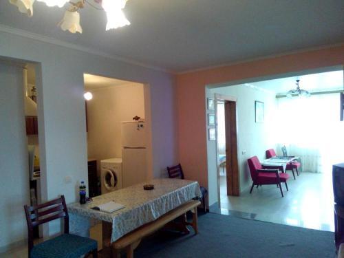Apartamento 3-? ???????? ?? ?????,19, ?? ???? 200?