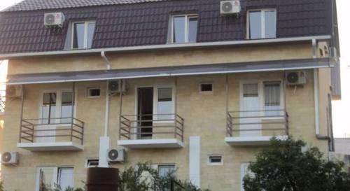 Hostal U Ruslana Guest House