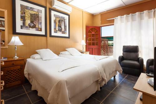 Hostal Sunrose Group Of Guesthouses