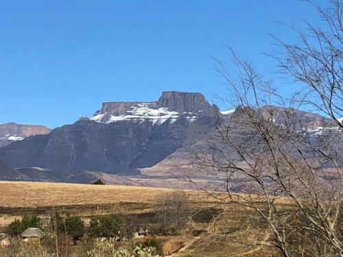 Inkosana Berg Lodge