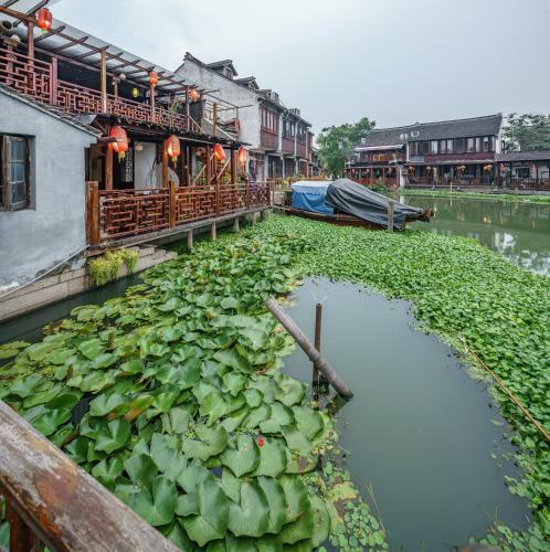 Guanshuiyi River Side Apartment