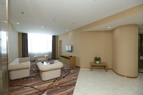 Ulanhot Mengjia Grand Hotel