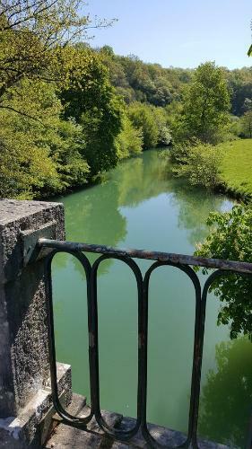 Bed & Breakfast Chambre D�h�tes L�onie & Restaurant