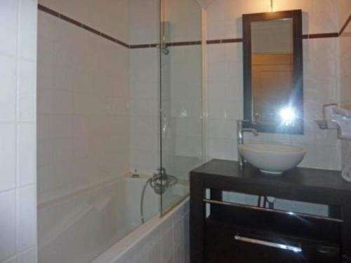 Apartment La Combe D Or