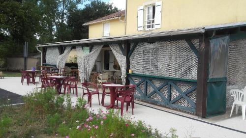Bed & Breakfast Auberge La Marchadaine