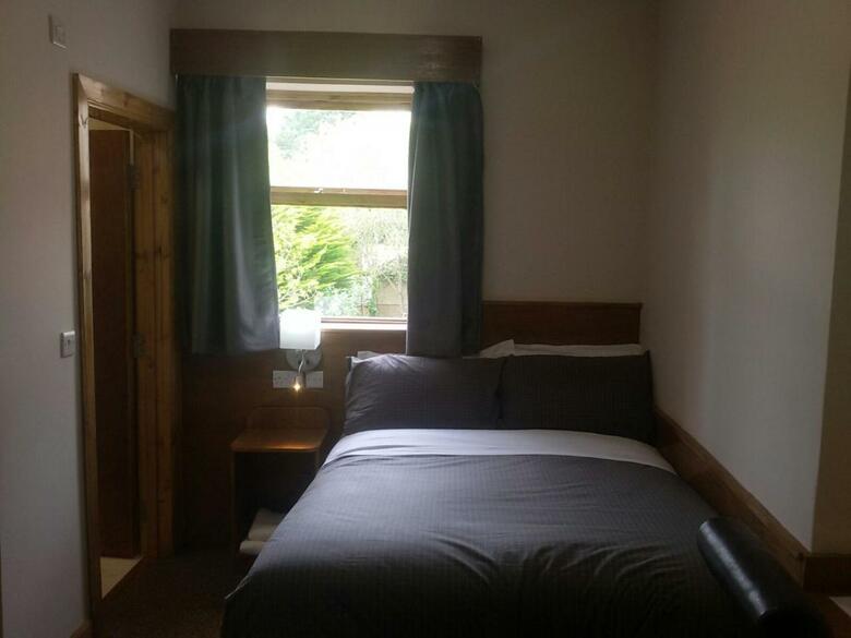 Hotel Crosshill House