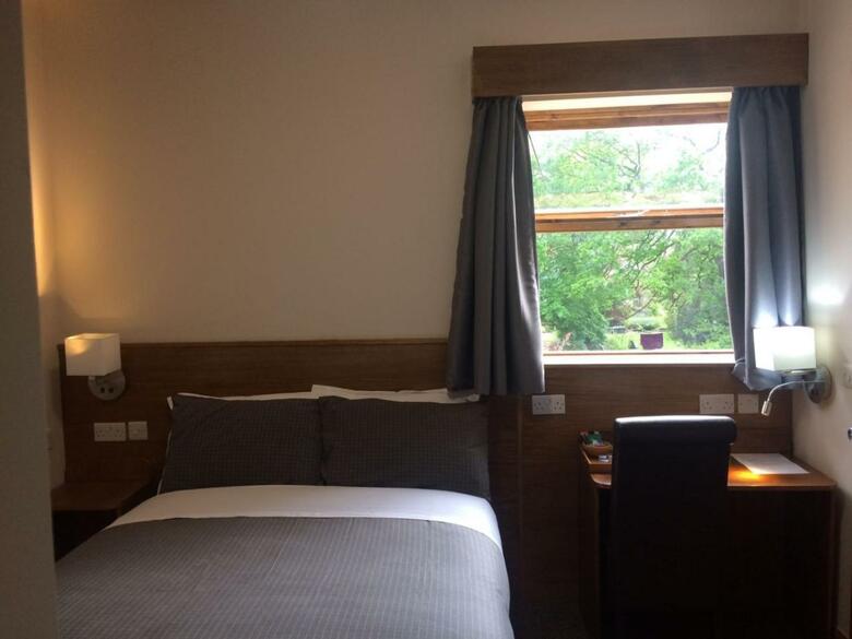Hotel Crosshill House