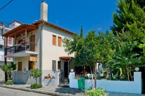 Bed & Breakfast Skourgias Rooms