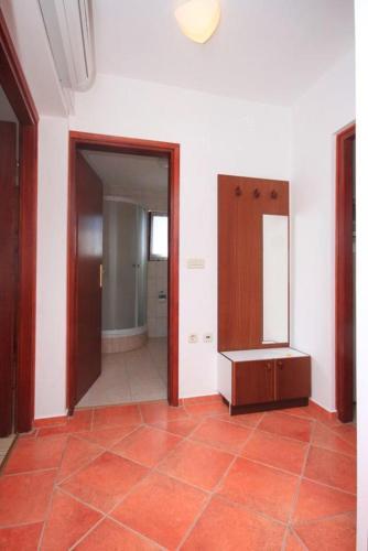 Apartments By The Sea Kali, Ugljan - 8202