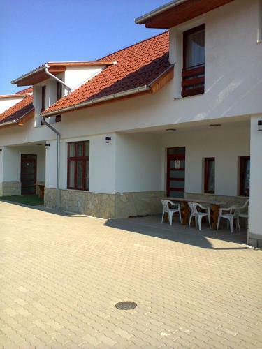 Hostal Aba Vez�r Panzi� �s �tterem